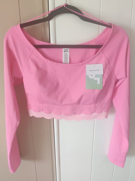 JoyLab Tops - NWT joylab scalloped cropped long sleeve workout top